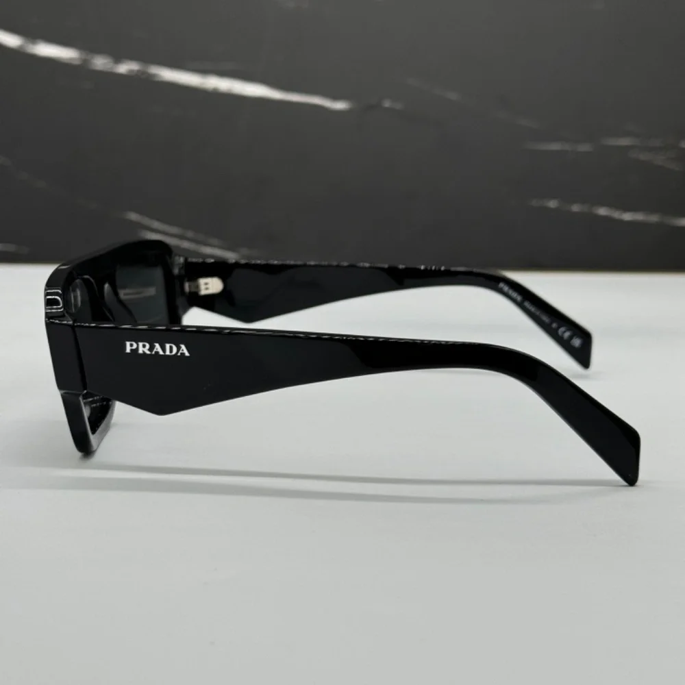 NEW PR A05S 16K08Z PRADA BLACK GREY SQUARE SPR A05 16K08Z UNISEX SUNGLASSES